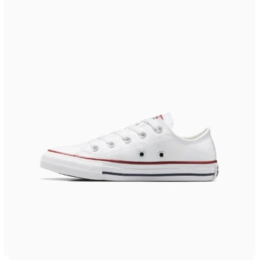Converse Chuck Taylor All Star Low Top White Youth Sneakers Size 2 NWB
